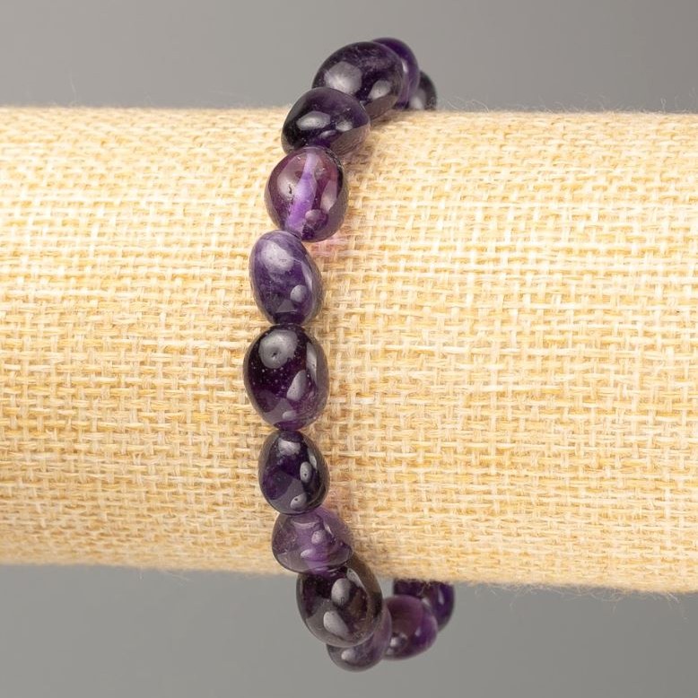 Náramek z přírodního ametystu, facettovaný, na elastické gumičce, obvod 18 cm, průměr 11×8 mm +