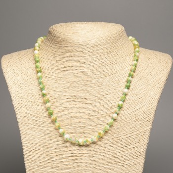 Náhrdelník „Barvy léta“ bíložluto-zelené hladké kuličky, průměr 6 mm, délka cca 50 cm, z kamene bílý nefrit (synteticky barvený)