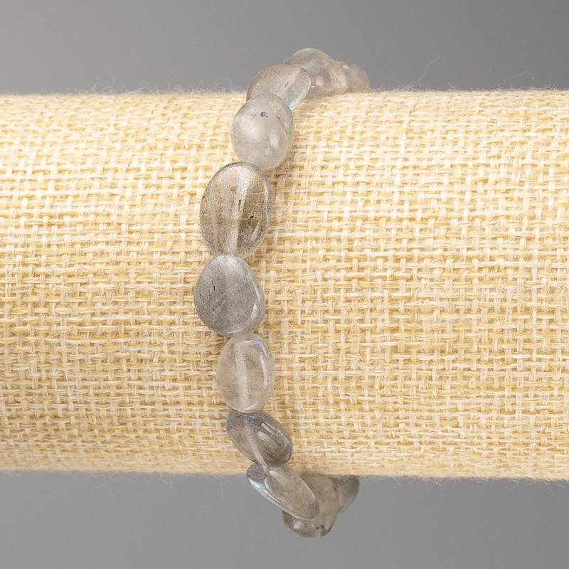 Náramek z labradoritu – galetové korálky, průměr 10–12 mm ±, na gumičce, délka 18 cm+