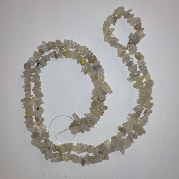 Korálky rutilitového křemene Vlásatík, přírodní kámen, drobné fragmenty na šňůře, průměr 8×4 mm, délka 84 cm +