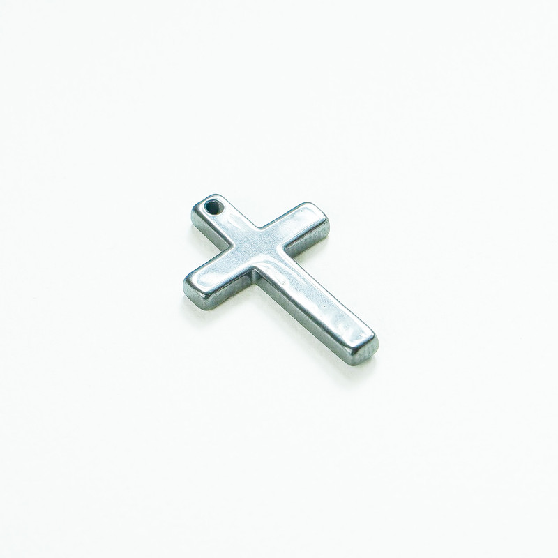 Přívěšek „Kříž“ z hematitu, průměr 22×33 mm, 5×3 mm+