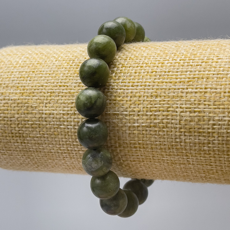Náramek z umělého jadeitu s akrylovými kuličkami, hladké, průměr 10,5 mm, délka 18 cm (elastický)