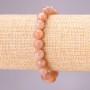 Náramek ze selenitu z přírodních kamenů na gumičce, hladký korálek, průměr cca 10 mm, obvod zápěstí 18 cm