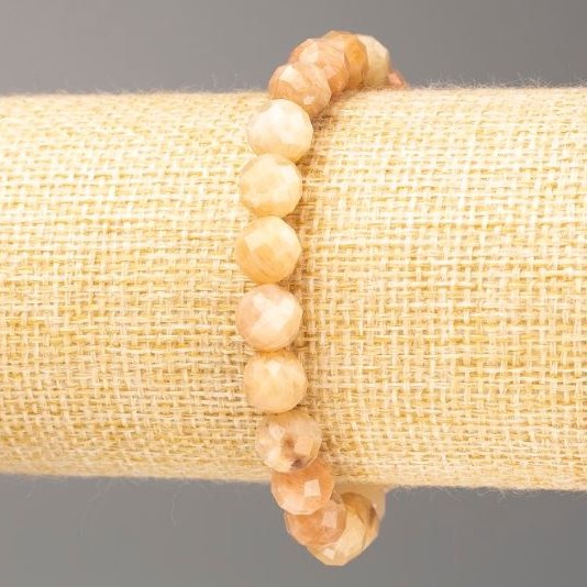 Náramek ze selenitu, přírodní kámen, granované kuličky, průměr 8 mm, délka 18 cm (elastický)