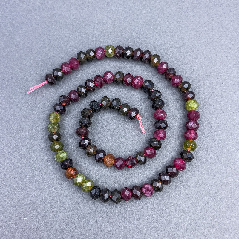 Korálky z turmalínu, přírodní kámen, broušený rondel, průměr 6×4,5 mm, na niti, délka 36 cm+
