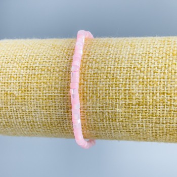Náramek z tonované perleti, světle růžové diskové korálky, průměr 4×2 mm, délka 18 cm (na elastické šňůře)