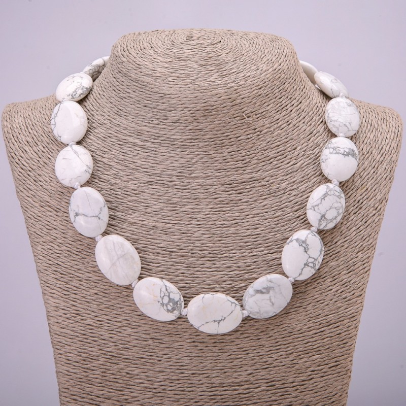 Náhrdelník z přírodního chalcedonu, ovál 25×18 mm, délka 45 cm +