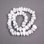 Korálky na niti z kaholongu – přírodní kámen, galetované, mix velikostí, průměr 14×10–11×8 mm ±, délka 39 cm ±