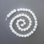Korálky z horského křišťálu, broušené kubické, průměr 7×7 mm, délka cca 37 cm na niti