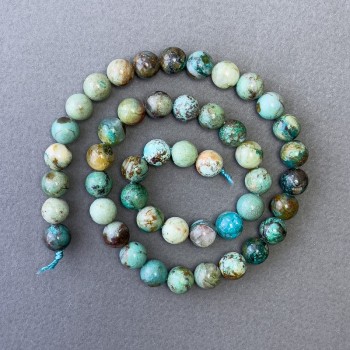 Korálky chrysokoly z přírodního kamene – hladké kuličky, průměr 8,5 mm, délka cca 39 cm