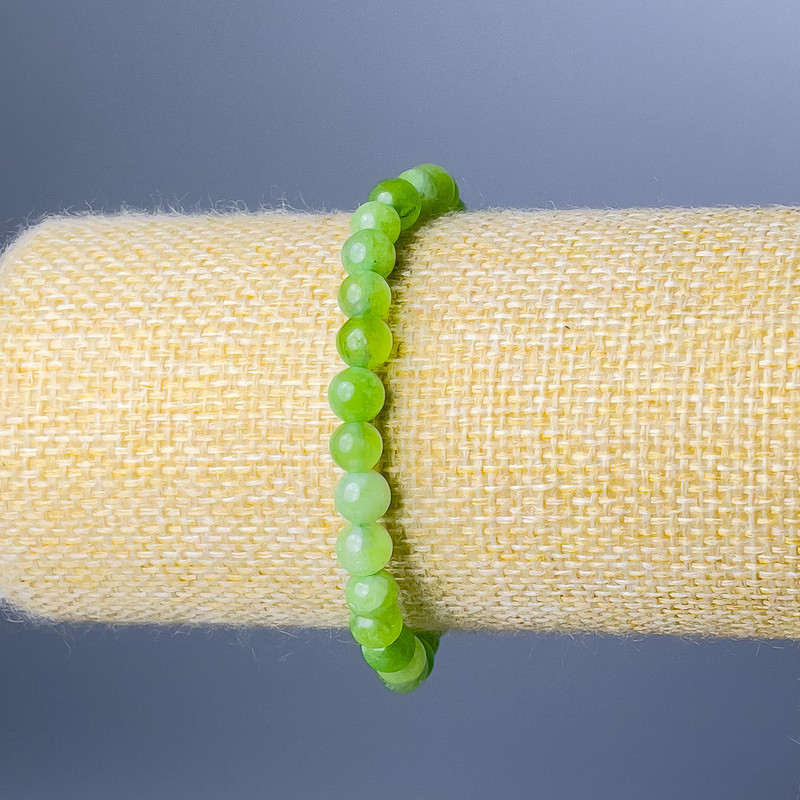Náramek z nefritu, přírodní kámen, hladké kuličky, průměr 6,5 mm, délka 18 cm (elastický)