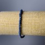 Náramek z houbovitého korálu – broušené kubické korálky, průměr 4 mm ±, délka 18 cm (elastický)