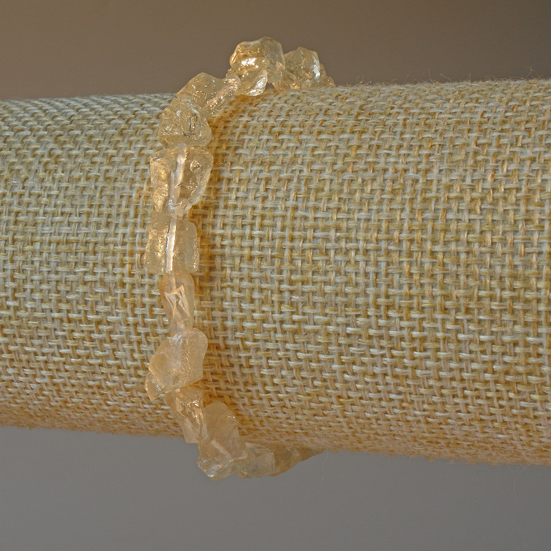 Náramek z citronového křemene, přírodní, facettované korálky, průměr 6×7 mm, délka ±18 cm, elastický