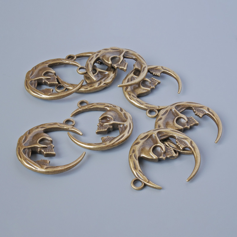 Přívěšek z kovu „Lebka“, průměr 27×23 mm, průměr otvoru 2,4 mm, balení 8 ks +/- bronzová barva kovu