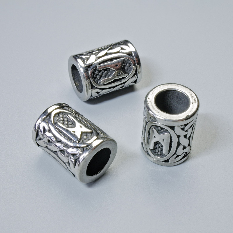 Korálka severská runa, průměr 13×10 mm, otvor 6 mm, stříbrná barva kovu, 1 ks