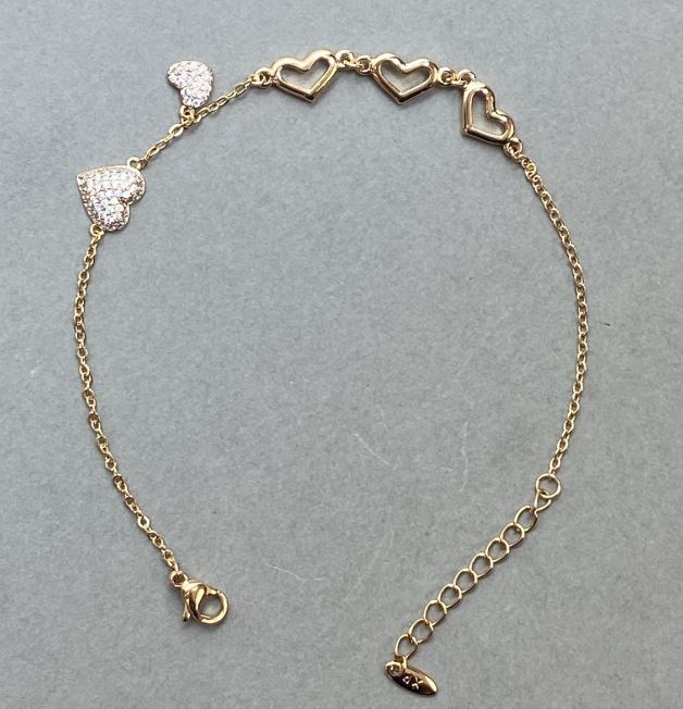 Náramek 'Srdce' Xuping s pozlacením 18K, délka 18×21 cm ±, tloušťka 1,5 mm se štrasami