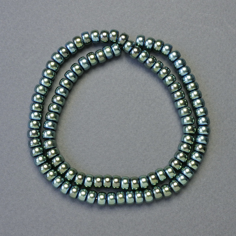 Hematitové korálky rondelového tvaru, zelený chameleon, průměr 6×4 mm, délka cca 42 cm