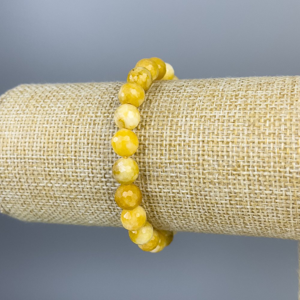 Náramek z jadeitu – brusované kuličky 8 mm, délka 18 cm, elastická šňůrka