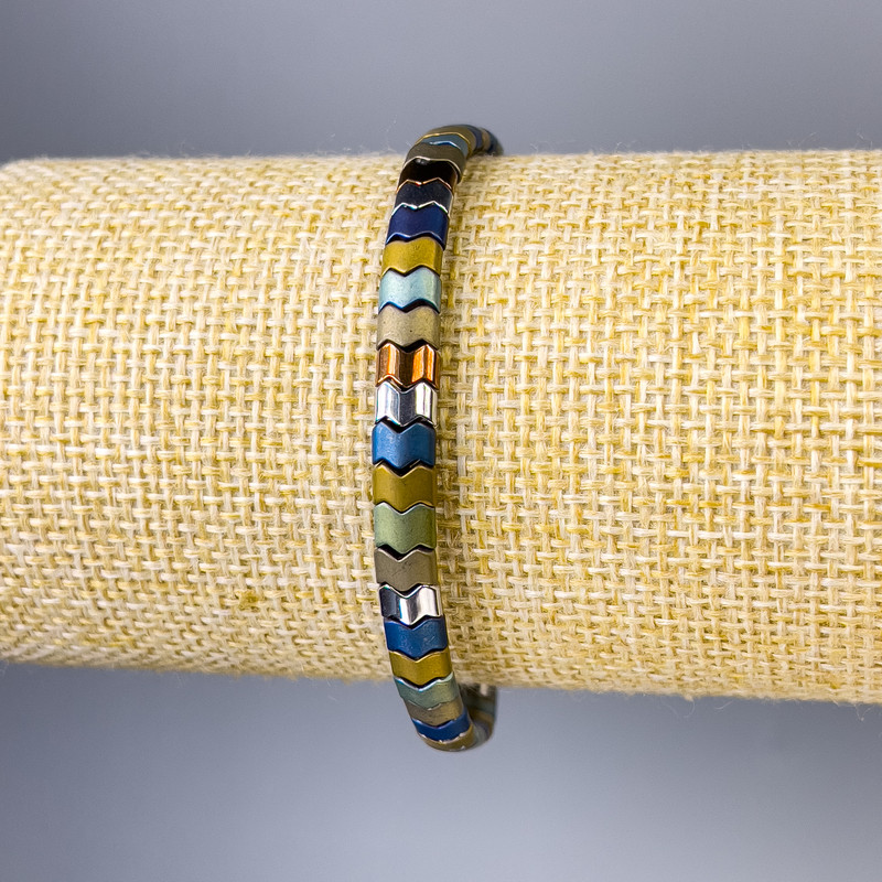 Náramek z hematitu, hadí řetízek, průměr 5×3 mm ±, délka 18 cm ±, elastický