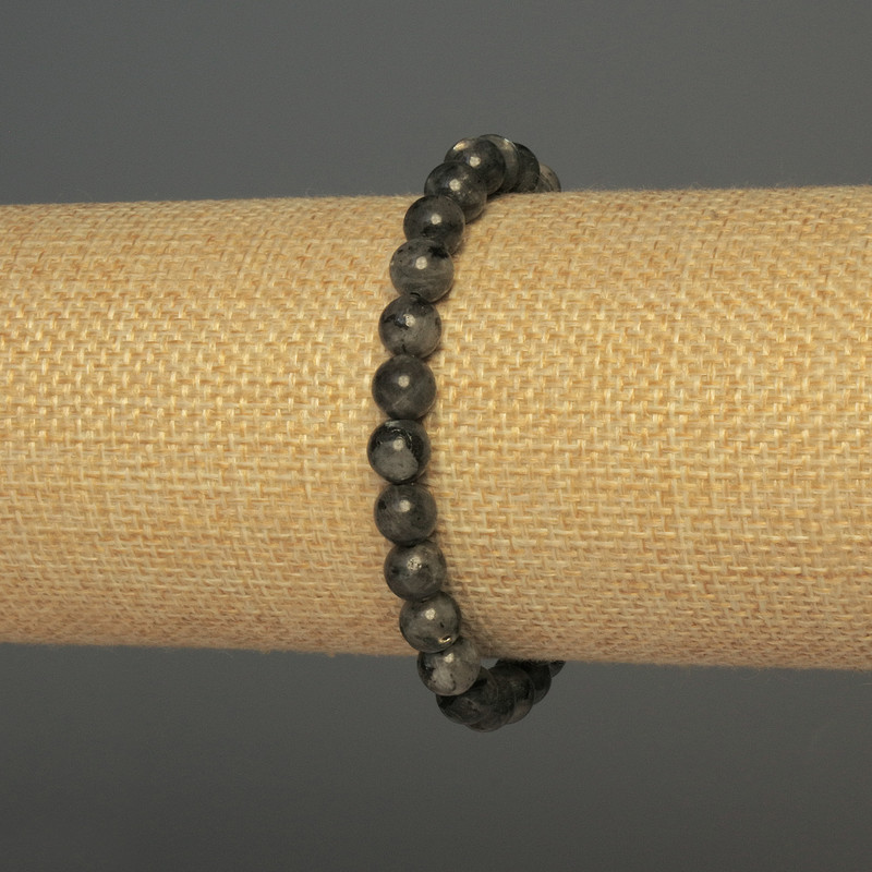 Náramek z labradoritu, hladké korálky o průměru 7 mm, délka 18 cm, elastická šňůrka