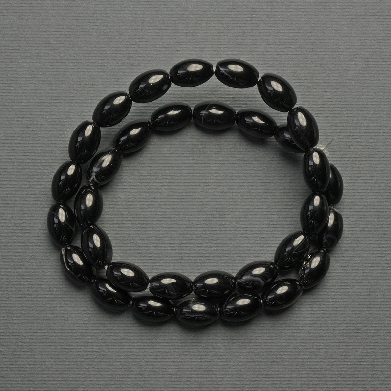 Achátové korálky – zrno, průměr 12×8 mm ± na niti, délka 39 cm+