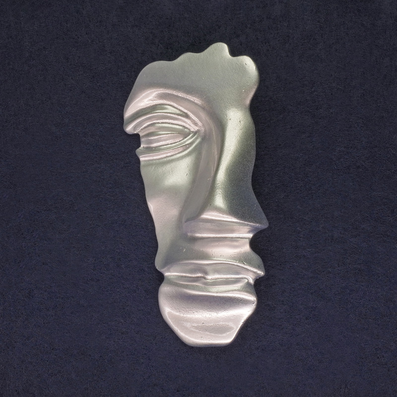 Brož Akcent Tvář, barva matného stříbra, 78×40 mm ± stříbrný kov