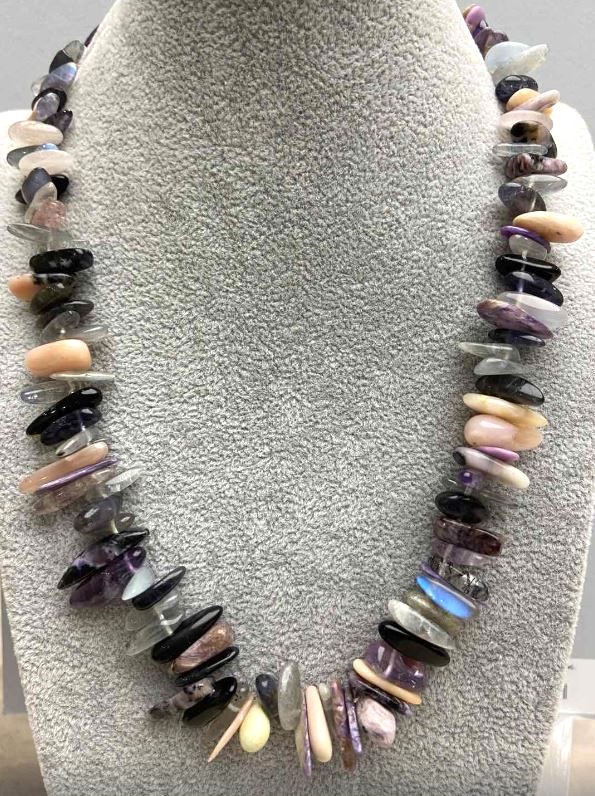 Намисто Асорті крихта голка, діаметр 12-18х2-4мм+-, довжина 48см +- з замочком сріблястий метал