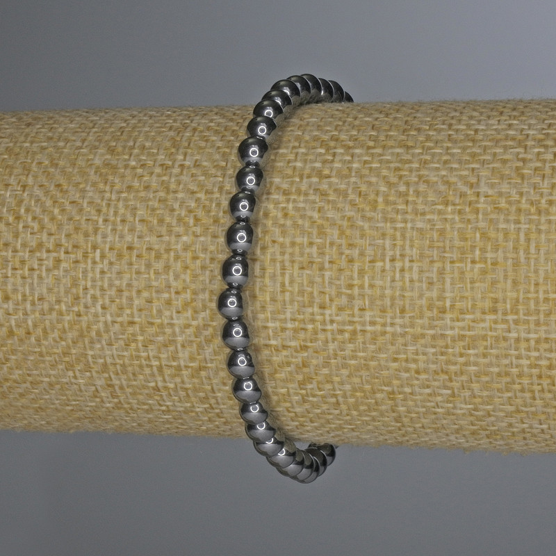 Náramek z hematitu hladké kuličky, průměr 5 mm, délka 18 cm, elastická šňůrka