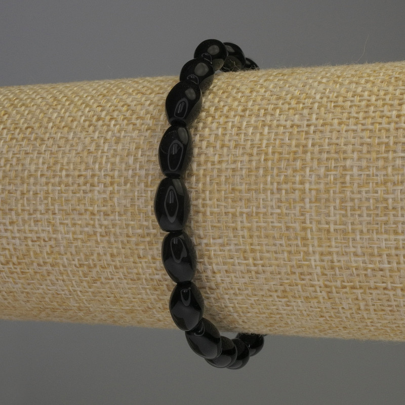 Náramek z achátu „Zrno“, průměr 10×6 mm, délka 18 cm, elastický