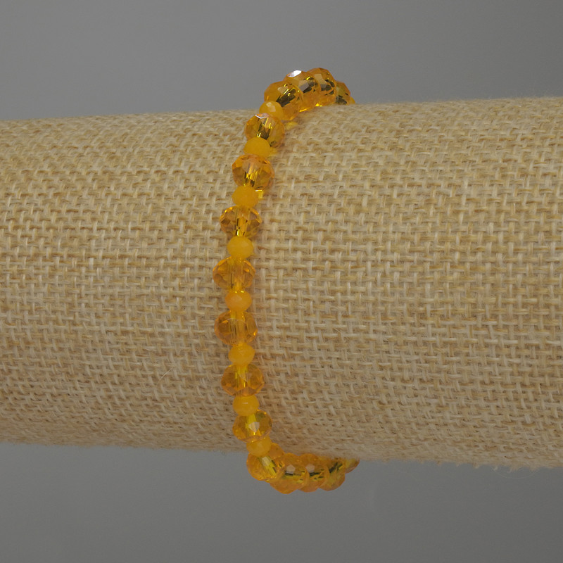 Náramek z českého křišťálu rondel, průměr 6×5 mm ±, a průměr 3,5×2,5 mm ±, délka 18 cm ±, elastický