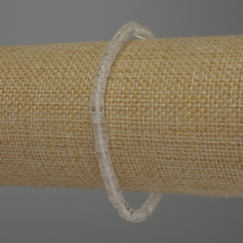 Náramek z horského křišťálu rondel, průměr 4,5×2 mm, délka 18 cm, na elastické šňůře