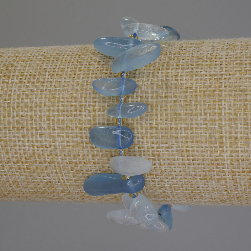 Náramek z akvamarínu «Motýlek»