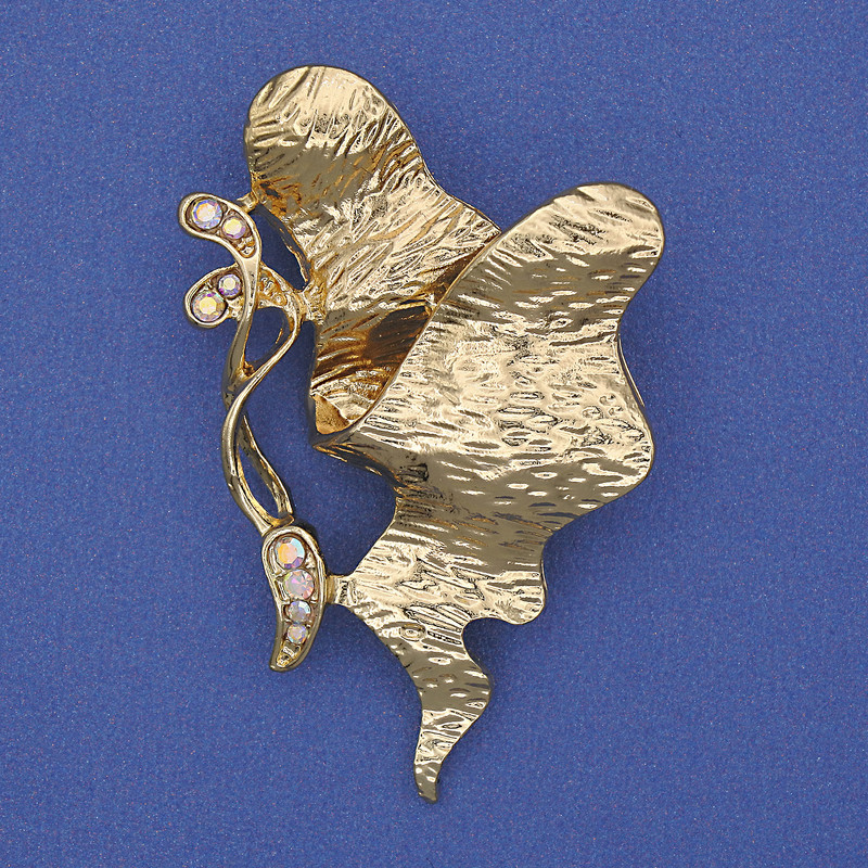 Brožka Akcent s duhovými krystaly