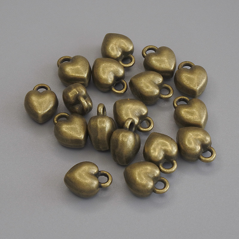 Přívěšek srdce bronzové barvy, průměr 9×7 mm, balení 18 ks