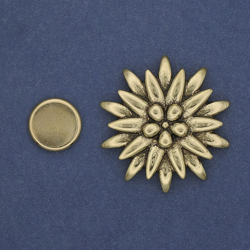 Brož na magnetu Květina 41 mm ± zlatý kov