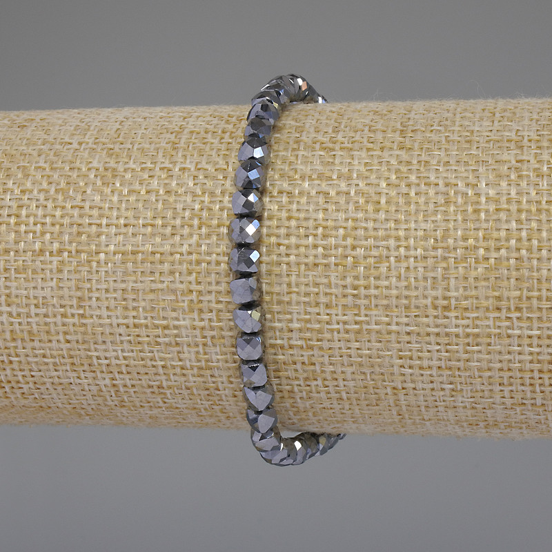 Náramek z broušených terahertzových kubíků, průměr 4×4 mm, délka 18 cm, elastický