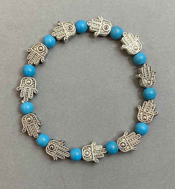 Náramek z tyrkysu s korálkami o průměru 6 mm ± s vložkou «Dlaň» obvod 18 cm na gumičce