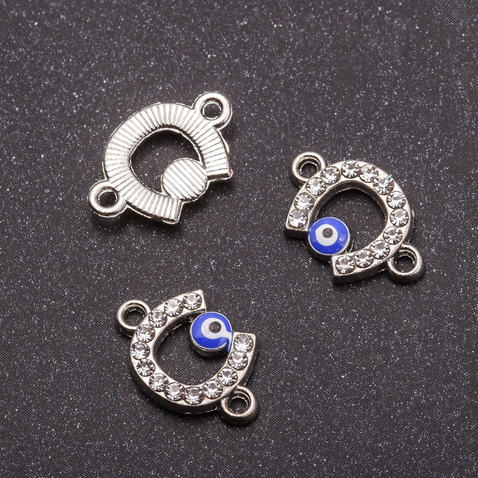 Konektor ve tvaru podkovy 17×11 mm, balení 3 ks