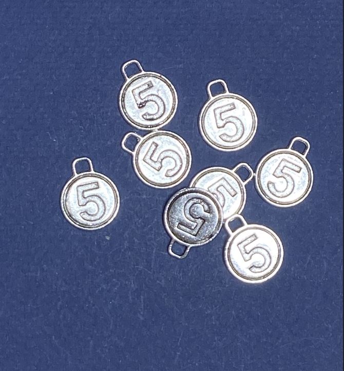 Přívěšek číslice Pět 15 mm, balení 20 g, ±12 ks