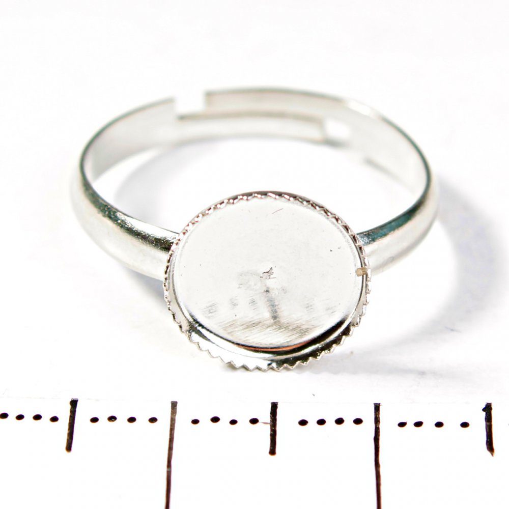 Cena za balení /10 ks. Základna pod prsteny s ozubeným okrajem kulatá 10 mm