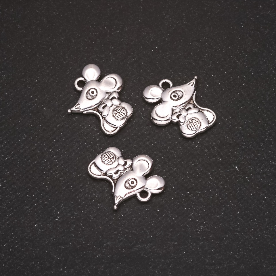 Přívěšek „Myš“, průměr 15×13 mm, vnitřní průměr 1,5 mm, balení 20 g ±14 ks