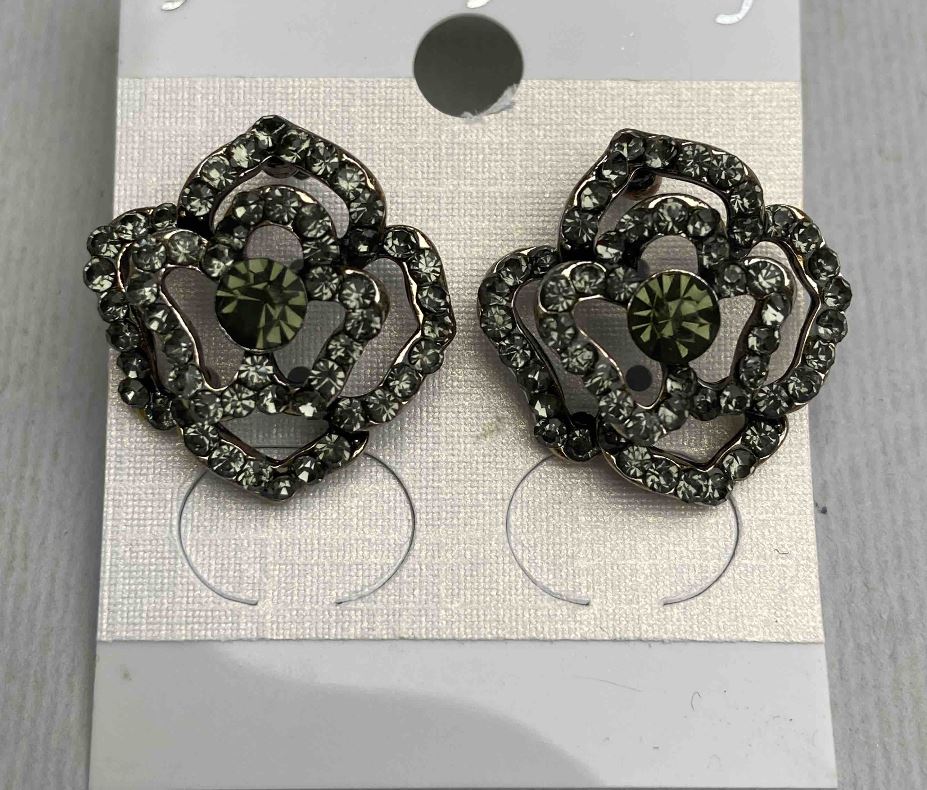 Náušnice s puzetou «Růže», tmavé štrasové kameny, kov ve zlatém odstínu, 20 mm