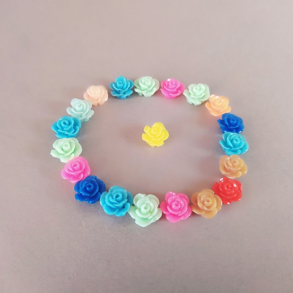 Korálky ve tvaru růží, mix, průchozí otvor 10 mm, sada 20 ks