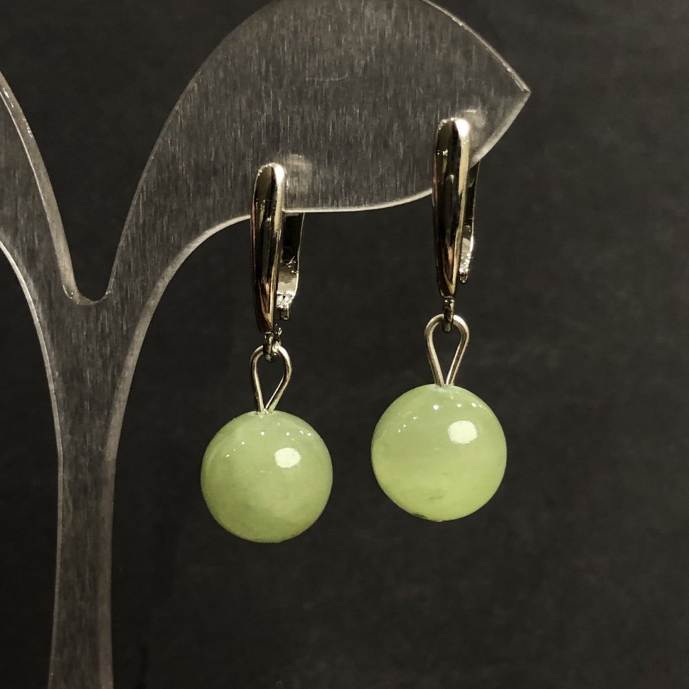 Náušnice z onyxu, průměr 12 mm ±, délka 35 mm ±, stříbrný kov