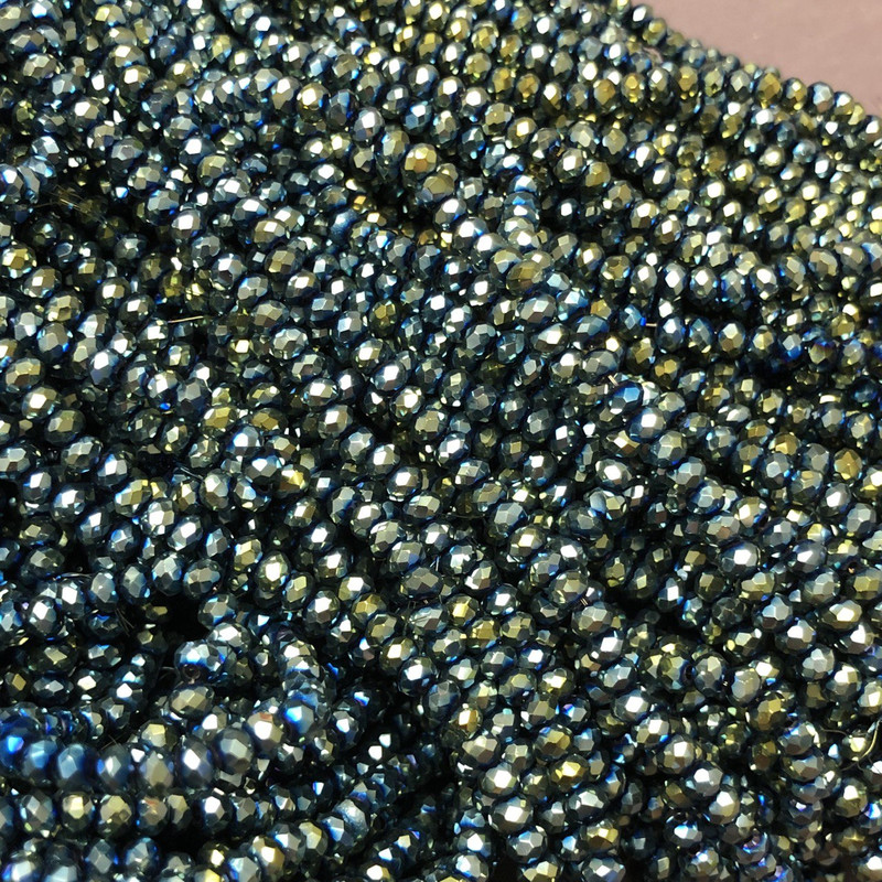 Korálky Český křišťál na vlascu šedo-zelené zbarvení s benzínovým leskem brusovaný rondel, průměr 3,5×3 mm, délka 36–38 cm