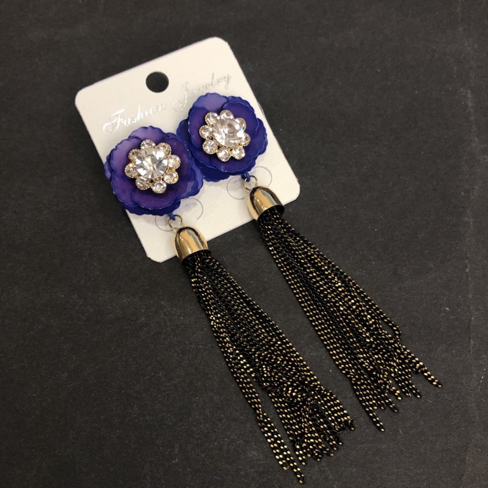 Náušnice Kytice fialového květu z řetízků, délka 90 mm