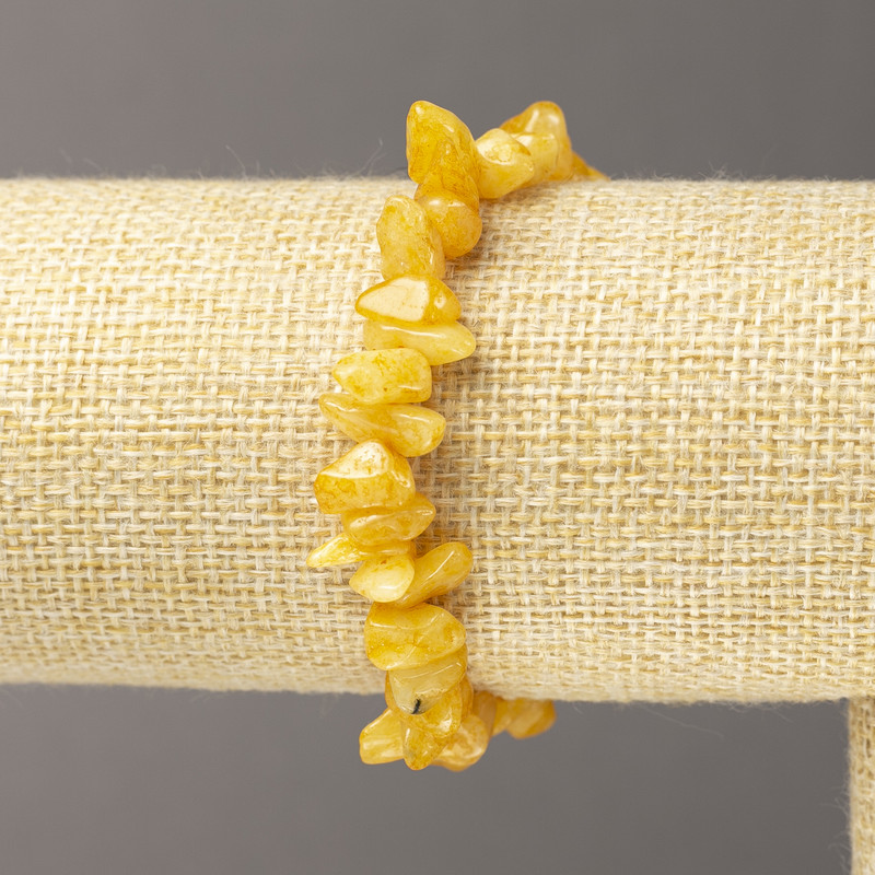 Náramek na elastické gumičce z tónovaného růžového křemene, drobné kousky, průměr cca 6 mm