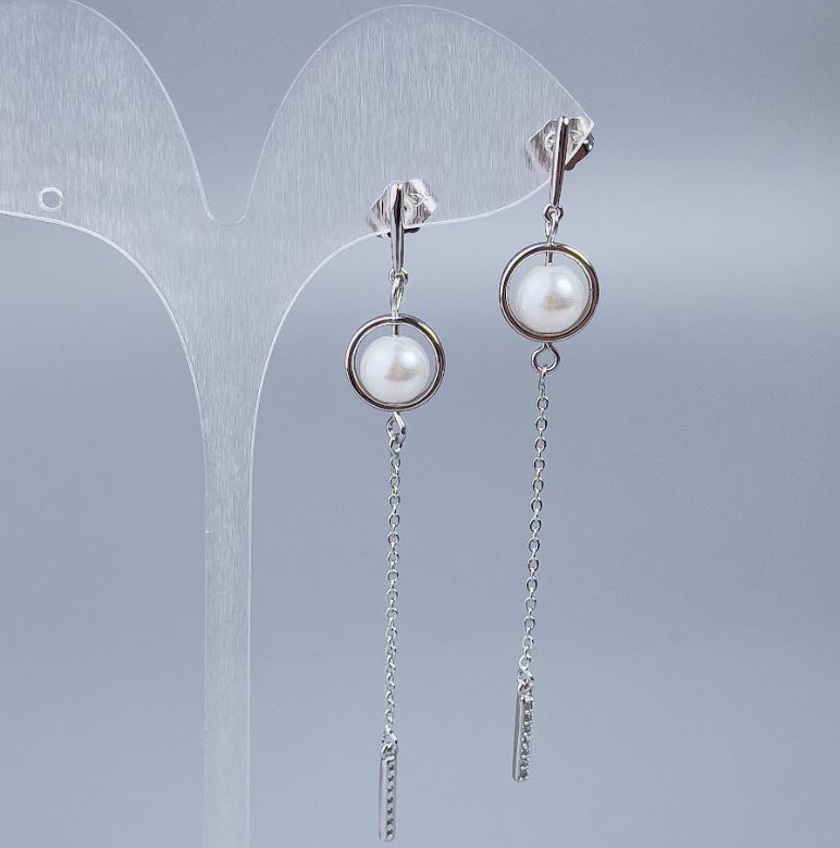 Náušnice peckové Xuping se korálkou Mallorca, průměr 8 mm, délka cca 7,5 cm, rhodiované