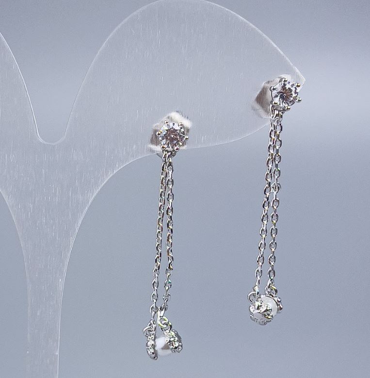 Náušnice pecky Xuping s bílým krystalem a perlou Majorkou, průměr 6 mm, délka cca 3,5 cm, rhodiované