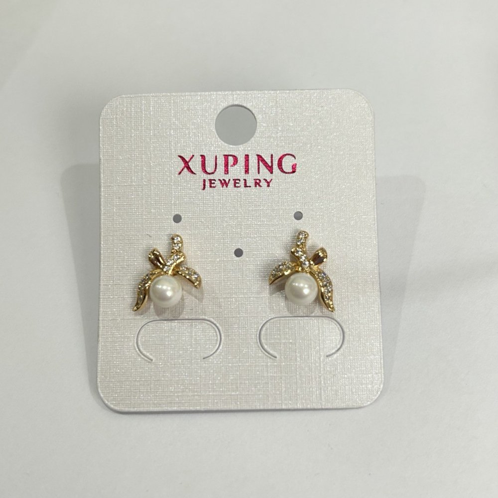 Náušnice pecky Xuping s 18K pozlacením, bílé krystaly a perlou Majorca 12×11 mm +